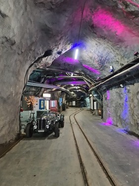 Georg Dönnis Old-Mill-Special im Versuchsstollen Hagerbach - Alpenbrevet 2025