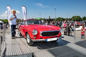 Georg Meyering presents classic cars at the Schleswig-Holstein Classic Car Days