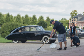 Gereinigt wurde mit altbekannten Gerätschaften, …