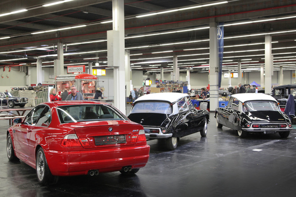 Gerne auch in Rot - BMW M3 der Baureihe E46 - Retro Classics Bavaria 2019