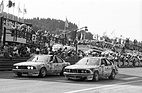 Gesamtsieger Dieter Quester im Schnitzer BMW 635 CSi (Nummer 11) neben drittplatziertem Schnitzer BMW Nummer 10 (Roberto Ravaglia, Gerhard Berger, Emanuele Pirro) am 24 Stunden Rennen von Spa 1986