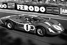 Image: Overall winner with roof dent at the 1967 24 Hours of Le Mans: The special Ford GT40 Mk IV with the dent on the roof: Because driver Dan Gurney was too tall (190 cm), this specially made dent had to be attached to the roof.