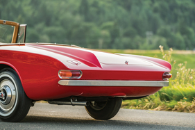 Ghia (Plymouth) Asimmetrica (1961) - elegantes Heck mit kleinen Rückleuchten