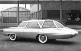 Ghia Selene (1959) - ungewhöhnliche Raumaufteilung Ghia Selene (1959) - ungewhöhnliche Raumaufteilung