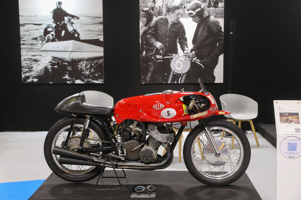 Gilera Rennmotorrad - Rétromobile Paris 2024