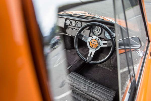 Ginetta G15 (1973) - kräftig dimensioniertes Lederlenkrad