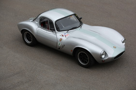 Ginetta G4 - schöne Rundungen hinten und vorne