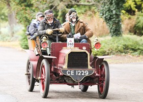 Gladiator Tonneau (1903) - at the Bonhams London to Brighton Veteran Car Run 2014