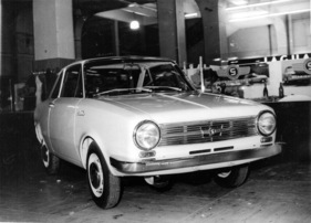 Glas 1004 (1964) - mit sportlichem Einschlag dank Vierzylinder mit obenliegender Nockenwelle - Genfer Automobilsalon 1964