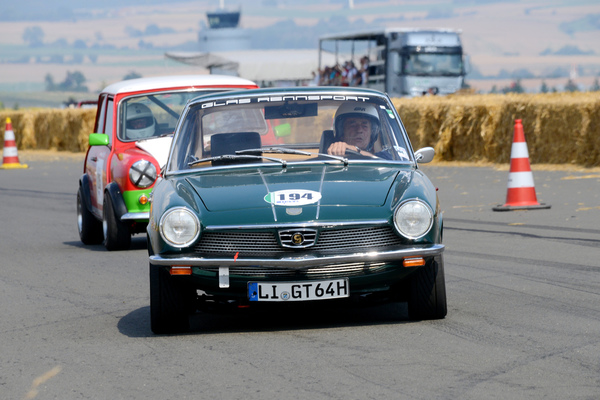 Glas 1300 GT - Historisches Flugplatzrennen Kassel Calden 2019