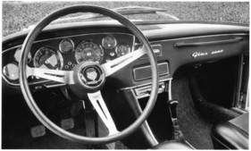Glas 2600 V8 Coupé (1967) - Lenkrad und Amaturenbrett des schnellen Coupés