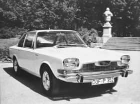 Glas 3000 V8 (1967) - mit BMW-Raddeckeln, aber noch mit "G" auf dem Bug