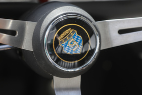 Glas 3000 V8 Coupé (1968) - das Glas-Wappen im Lenkrad blieb bis zum Schluss