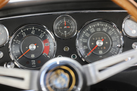 Glas 3000 V8 Coupé (1968) - die Instrumente kamen von VDO