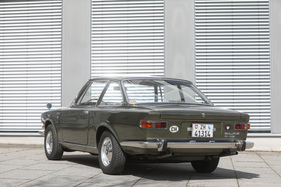 Glas 3000 V8 Coupé (1968) - mit zweiflutiger Auspuffanlage