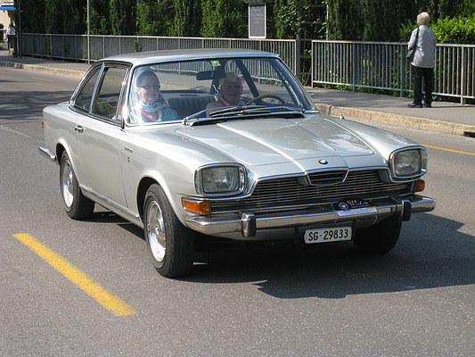 Glas V8 2600