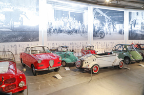 Bild Goggomobil TS250 Coupé (1969) - eines der letzten Exemplare, gebaut in Deutschland, am Schluss bei BMW - Microcars-Sonderschau Pantheon 2022/2023