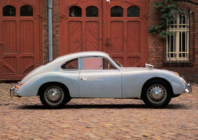 Sieht fast aus wie ein Porsche - Goliath GP 700