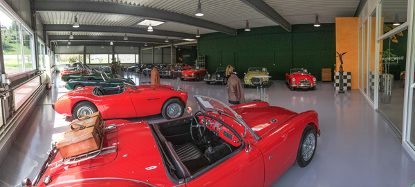 Goodtimer Oldtimer Zentrum Ostschweiz - grosszügige Verkaufsräume