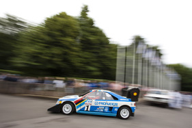 Goodwood Festival of Speed 2014 - Peugeot 405 T16 (2002) - Enda Garvey turns the steering wheel of the fast Frenchman