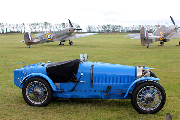 Goodwood Revival 2012 - Bugatti stilgerecht angerichtet