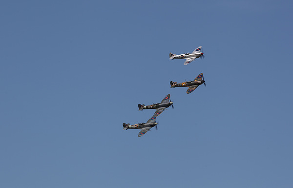 Goodwood Revival 2012 - Kampfgeschwader am Himmel