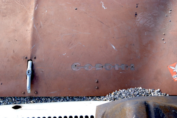 Gordini-Bräunungsstreifen auf der Motorhaube eines Renault Dauphine – Veterama Mannheim 2022