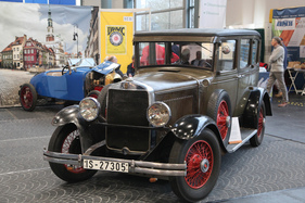 Graham Paige 610 (1928) - mit Sechszylindermotor und 63 PS, beim DAVC - Bremen Classic Motorshow 2020