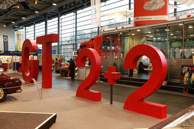 „Gran Turismo 2+2 – Jet-Set für die Straße“ hiess die 2018-er Sonderausstellung, die in Bremen schon auf eine lange Tradition zurückblicken kann (Bremen Classic Motorshow 2018)