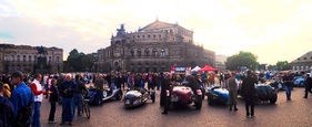 Grand Prix Caracciola 2014 - Aufstellung vor der Semperoper Grand Prix Caracciola 2014 - Aufstellung vor der Semperoper
