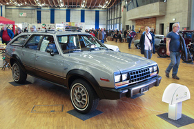 Grosser Clubstand des AMC-Clubs - AMC Eagle - Oldtimer- und Teilemarkt Fribourg 2019