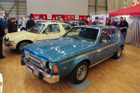 Grosser Clubstand des AMC-Clubs - AMC Gremlin - Oldtimer- und Teilemarkt Fribourg 2019