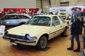 Grosser Clubstand des AMC-Clubs - AMC Pacer - Oldtimer- und Teilemarkt Fribourg 2019