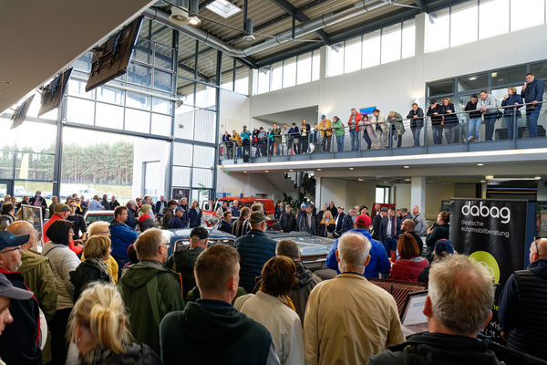 Grosses Besucherinteresse an der Auktion – Oldtimer-Show Berlin 2022