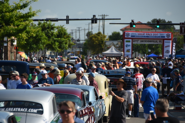 Grosses Gedränge am Start - Great Race Rallye USA - 24. Juni bis 2. Juli 2017