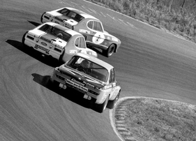Grosses Kino - Faszinierende Duelle liefern sich die EM-Rivalen Ford und BMW über die gesamte Saison 1972.