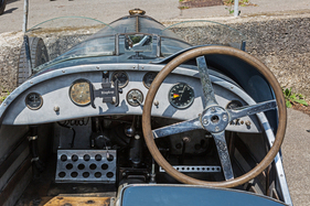 Grosses Lenkrad und kleine Armaturen – Ecurie Anges Bleus im Boxenstop Tübingen 2025