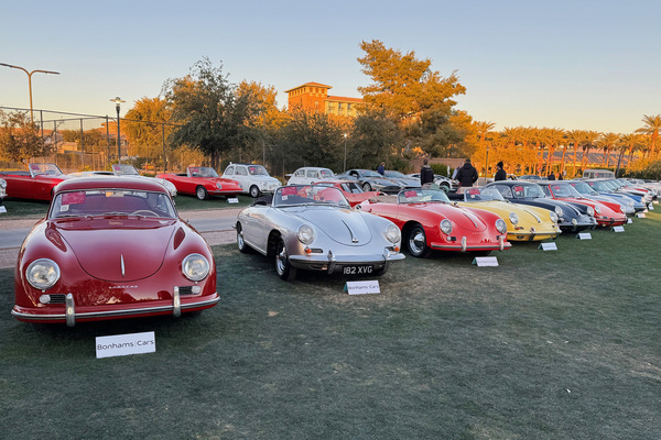 Grosses Porsche-Angebot - Bonhams Scottsdale Versteigerung 2025