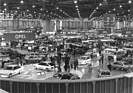 Grosszügige Opel-Präsenation am Genfer Automobilsalon 1985