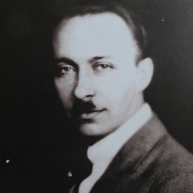 Gustav Röhr Gustav Röhr