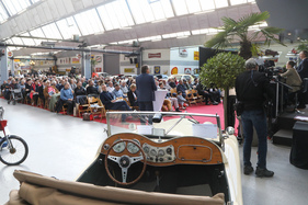 Gut besuchte Versteigerung - Versteigerung Oldtimer Galerie Toffen am 23. März 2024 Gut besuchte Versteigerung - Versteigerung Oldtimer Galerie Toffen am 23. März 2024