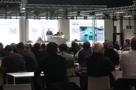 Gut besuchte Versteigerung, einiges Interesse an den Autos - Bonhams Versteigerung "Les Grandes Marques du Monde à Paris" 2024 Gut besuchte Versteigerung, einiges Interesse an den Autos - Bonhams Versteigerung "Les Grandes Marques du Monde à Paris" 2024