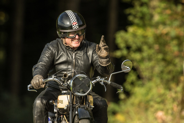 Good-humored motorcyclist - 5th commemorative ride to the Michaelskreuzrennen 2017