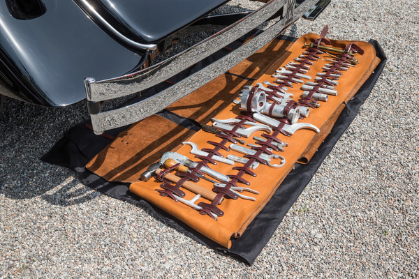 Gut wenn man dann das passende Werkzeug vor Ort hat.