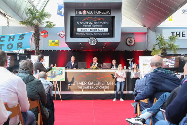 Gute Laune ist angesagt - Versteigerung der Oldtimer Galerie in Toffen am 26. März 2022