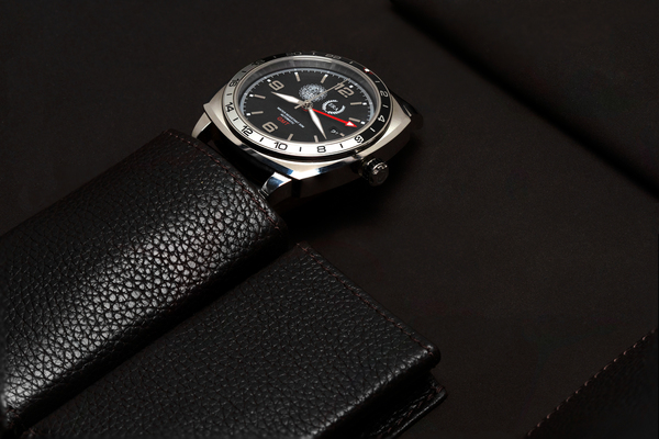 HERO-ERA Uhr der Schweizer Manufaktur Alatron - Echte Schweizer Uhr