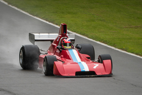 HSCC Classic Formula 3 Startnummer 007 – Chevron B37 (1976) HSCC Classic Formula 3 Startnummer 007 – Chevron B37 (1976)