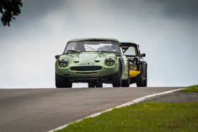 HSCC Historic Road Sports Startnummer 006 – TVR Tuscan (1967)