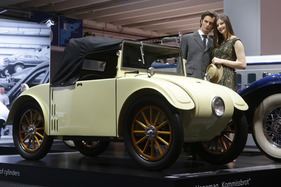 Hanomag "Kommissbrot" (1927) - mances Liebesglück begann vielleicht im kleinen Hanomag (Techno Classica 2013)