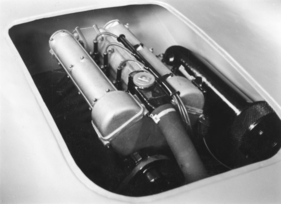 Hansa 1,5 Liter (1951) - Internationale Automobilausstellung (IAA) in Frankfurt 1951 - Sportmotor mit zwei obenliegenden Nockenwellen Hansa 1,5 Liter (1951) - Internationale Automobilausstellung (IAA) in Frankfurt 1951 - Sportmotor mit zwei obenliegenden Nockenwellen